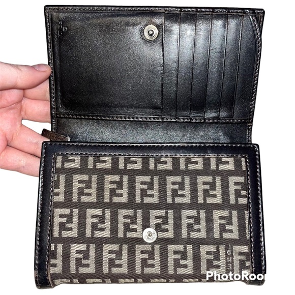 Fendi Brown Zucchino Vintage Small Trifold Wallet - Picture 4 of 17